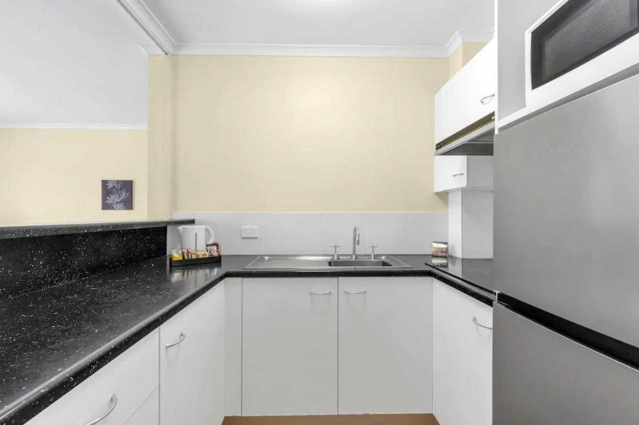 Suite With Kitchen Wifi Easy Access To Motorway Brisbane Hotel